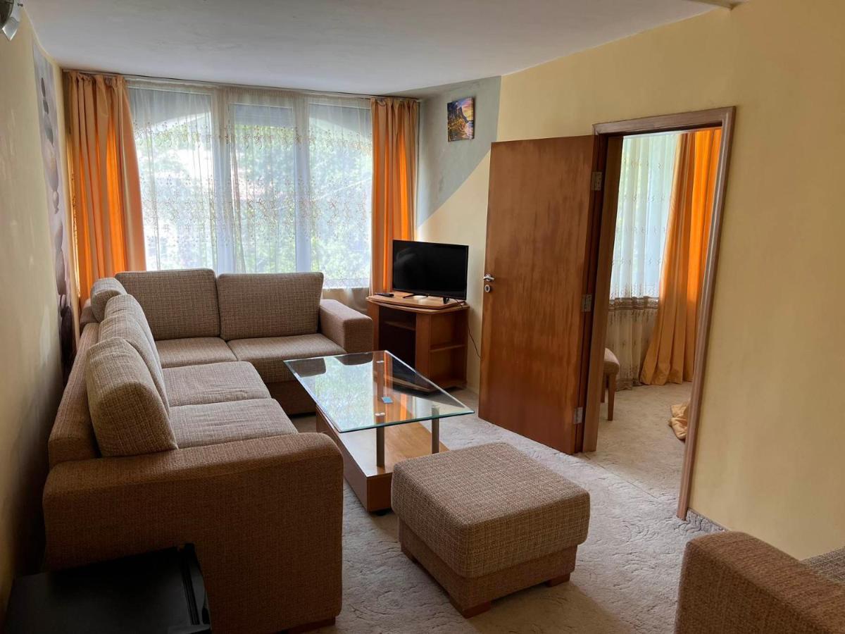 Хотел Диамант Hotel Diamond Balchik Exterior foto